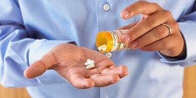 What antibiotics drink with prostatitis in men